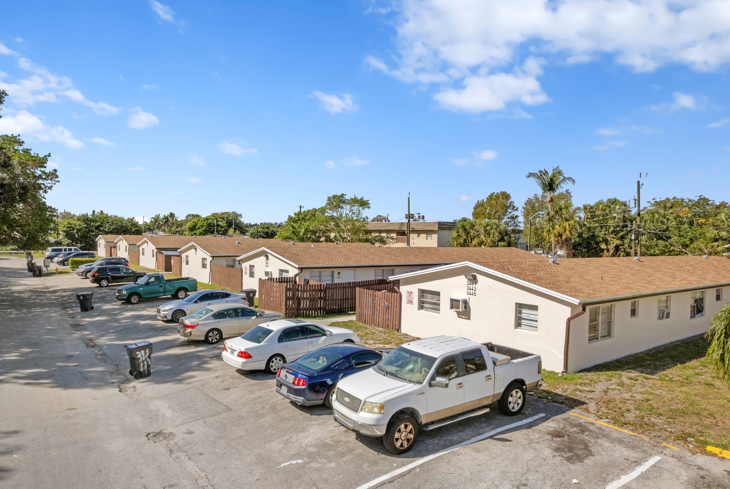 3451 Hi St