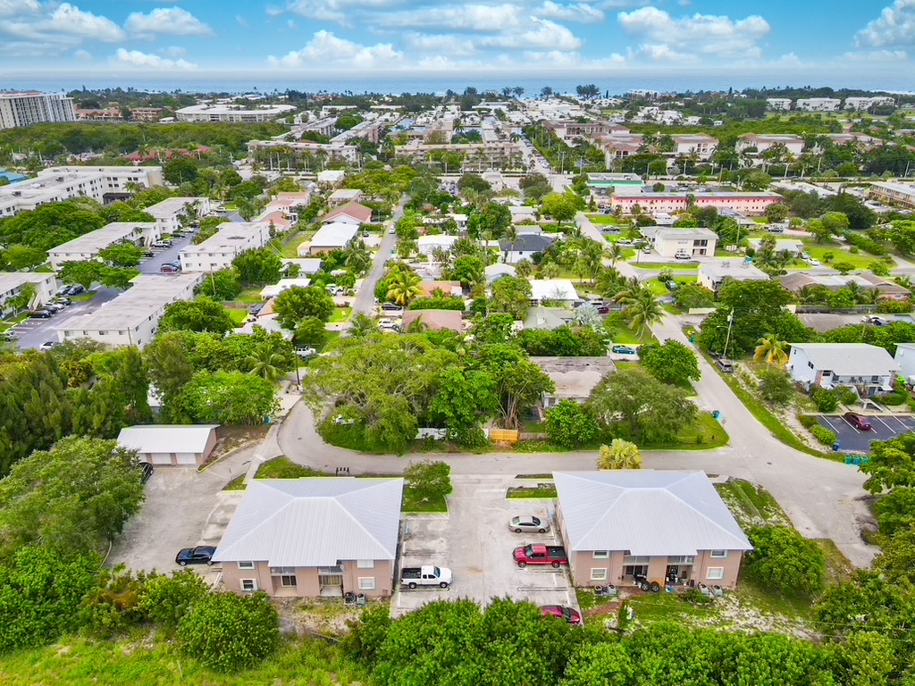 2107 Southeast 3rd Street - 2109 B
